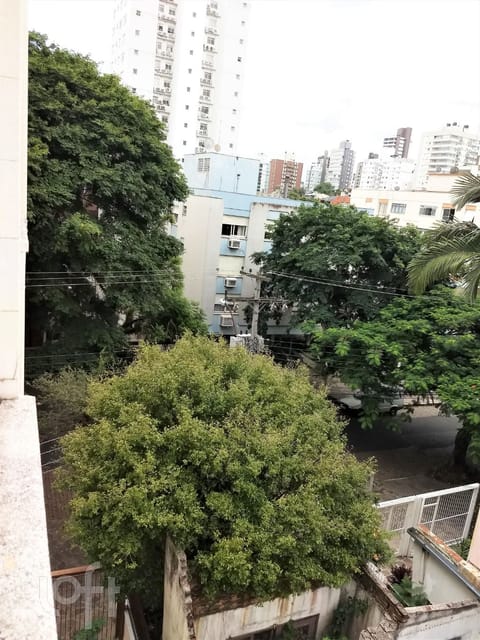 Image 10 - 224320